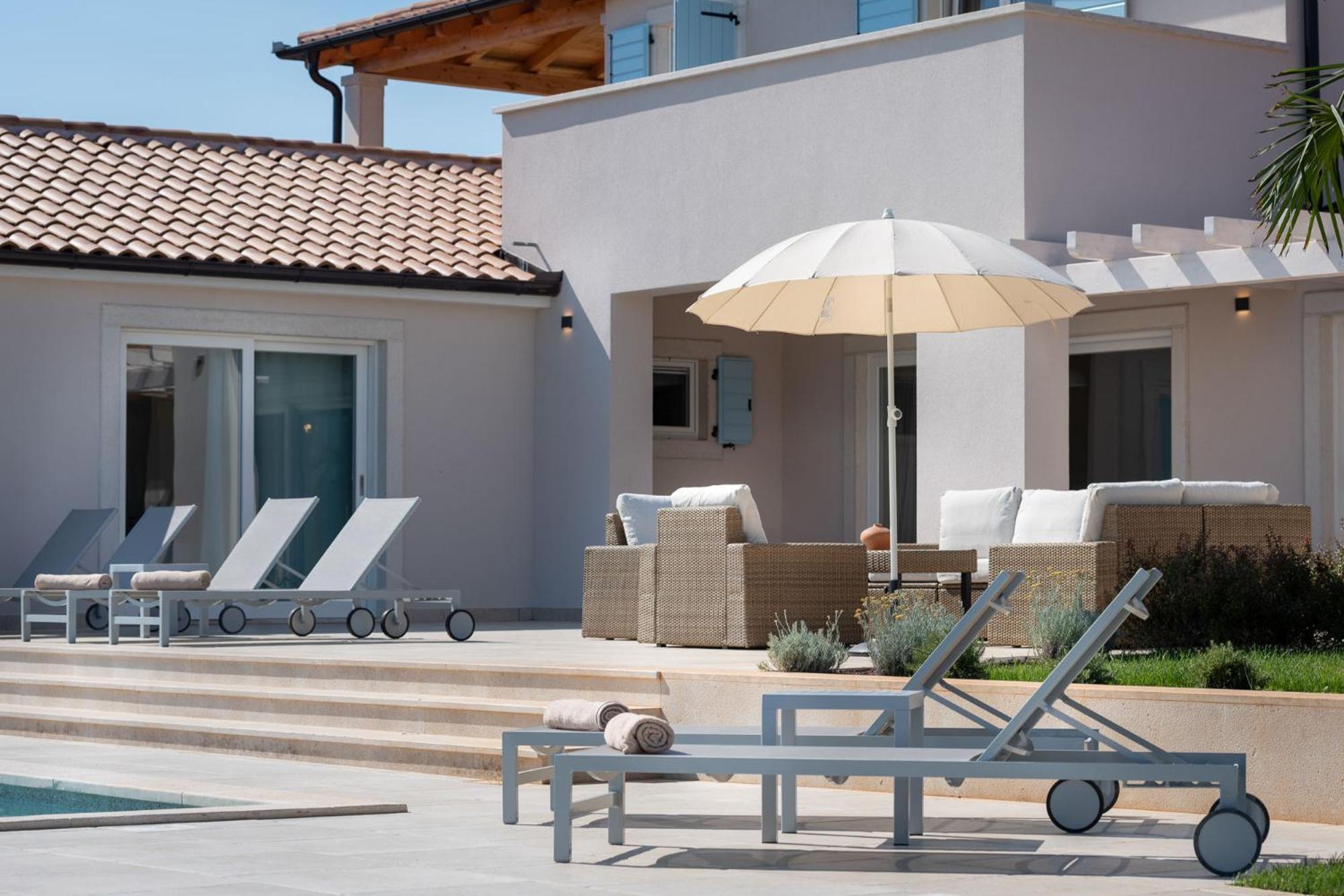 Mirana Luxury Villas Kavran Стая снимка